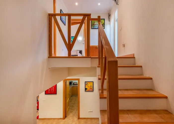 Vilamouratenis Monet By Sapvillas